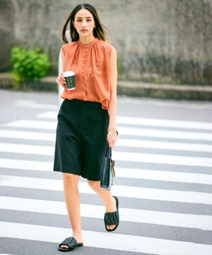  【一部店舗限定】HENRI EN VARGO / JUNIPER サンダル