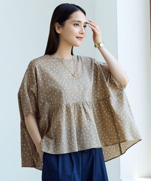  【17号サイズまで展開・WEB&一部店舗限定・サラリ触感】コットンサッカープリント ブラウス