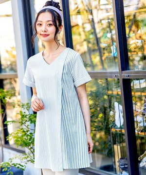 【洗える】体型カバーも叶うアシンメトリーストライプチュニックブラウス