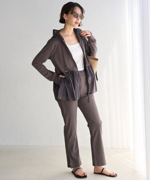  ラッシュガード  セミフレアパンツ