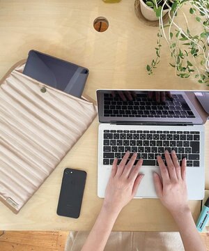  6797【PCケース：合皮】/ LT.ピモッテ.キルト-A