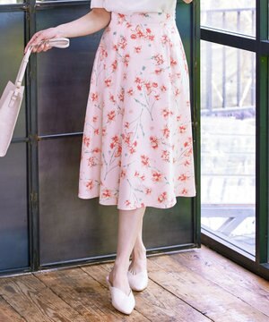  【洗える】花柄プリントスカート