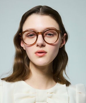 【UVカット・ドレス生地製のソフトケース付き】GRACE IN LIGHT SUNGLASSES 調光レンズサングラス