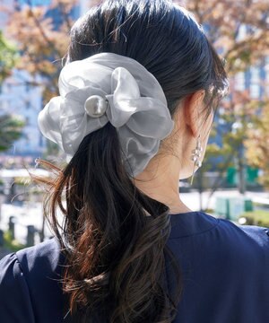  パール付きオーガンジーシュシュ