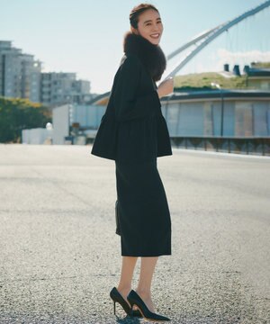  BEAUTY FORM KNIT ペプラムセットアップ