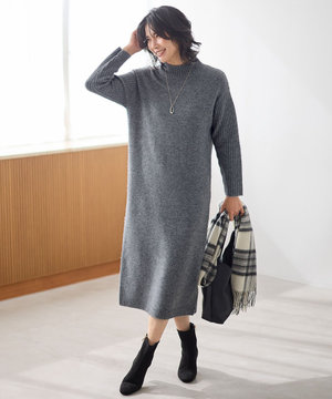 フラッフィーニットワンピース