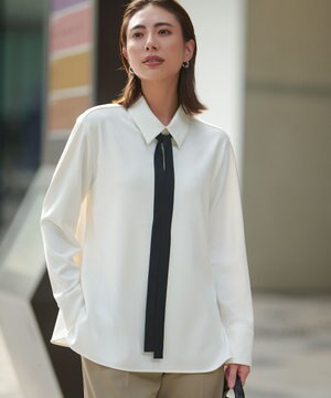  【WEB限定カラーあり】マラボーテＷジョーゼット ボウタイ付きシャツカラートップス