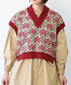  〈うっとり柔らか上質な極細繊維〉〈前身頃は希少なモヘアとシルク×後ろ身頃はウール100%〉フラワージャカード ベスト
