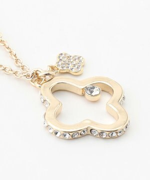  フラワーペンダントネックレス