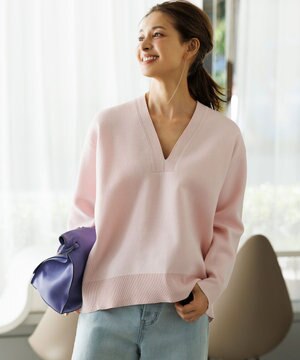  スポンジニット ディープネック