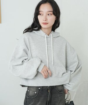  配色ロゴデザインショートパーカー