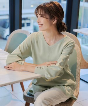  【洗える】Vネックラウンドヘムニットチュニック