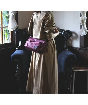  【軽量 / ペットボトルも入る】ショルダー小 / REGALO