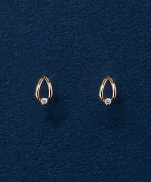  【K10】リーフダイヤモンドピアス　ゴールド