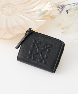 russet 【2025AW新作】エンボスモノグラムハーフウォレット(SO-437) Black