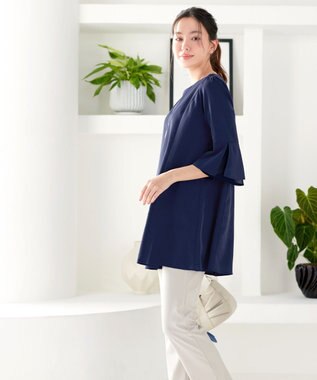 Tiaclasse 【新色追加】シフォンフレア袖チュニックブラウス ネイビー