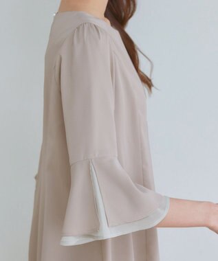 Tiaclasse 【新色追加】シフォンフレア袖チュニックブラウス グレージュ