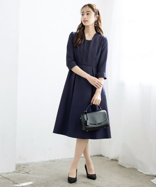 Tiaclasse 【洗える】裾に向かってエレガントに広がる美光沢フレアワンピース ネイビー
