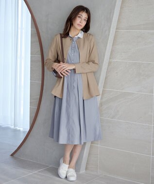 Tiaclasse ノーカラー後ろタックフレアコート ベージュ