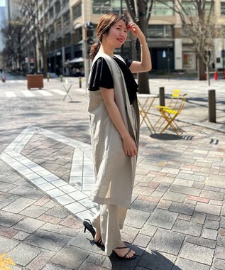 UNFILO 【洗える】リネンレーヨン　ラッフルカラーブラウス ブラック