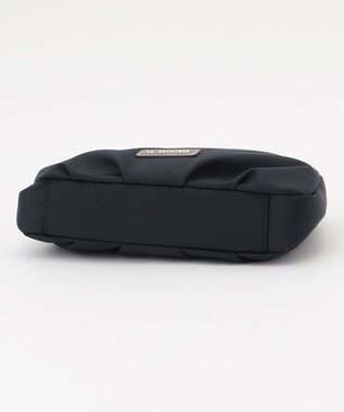 LA BAGAGERIE ポリエステルキャンバス　タックポシェット ネイビー