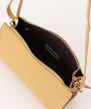 UNBILLION 【テレビ ドラマ着用アイテム】cachecache WEB限定スカーフ付ボックスショルダー マスタード