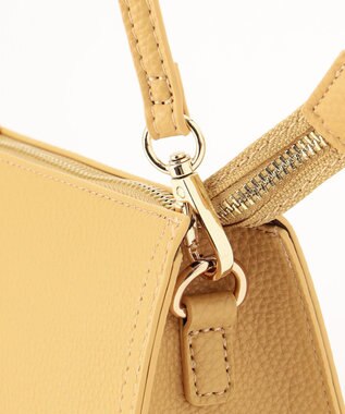 UNBILLION 【テレビ ドラマ着用アイテム】cachecache WEB限定スカーフ付ボックスショルダー マスタード