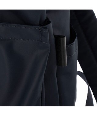 Y'SACCS ダブルホックポケットリュック ネイビー