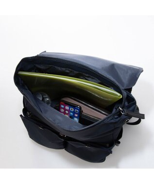 Y'SACCS ダブルホックポケットリュック ネイビー