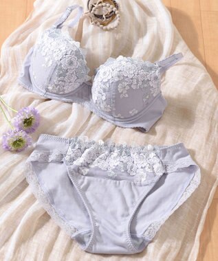 Wing 【ナチュラルアップブラ】 AA~Gカップ展開 ふっくら自然なまるみでバストアップ KB2060 ウイング／ワコール チャコールグレー