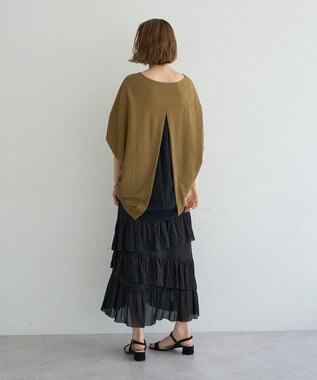 YECCA VECCA 異素材切替バックデザインプルオーバー Khaki