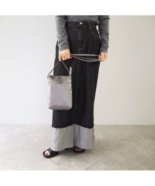 PELLE BORSA ポシェット Alive アライブ 4452 ガンメタ