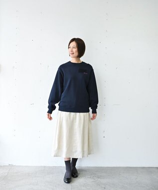 muuc 〈コットン100% 12.7オンス生地＆裏面パイル〉花刺繍のスウェット ネイビー