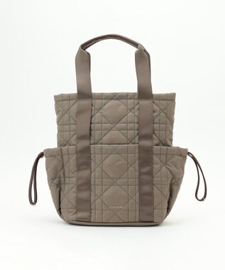 LA BAGAGERIE グリッドキルティングリュック グレージュ