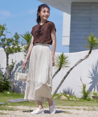 Tiaclasse 【洗える】立体刺繍ロゴTシャツカットソー ブラウン