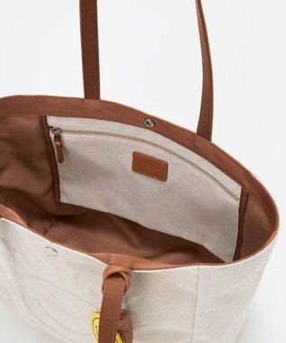 TOPKAPI 【Breath TOPKAPI】SMILE COLLECTION エンボス スマイル ビッグ トートバッグ /スマイルチャーム付き ベージュ