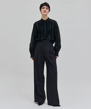 BEIGE， 【洗える・WEB限定】MOYE / フリルブラウス F.Green