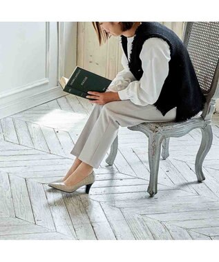 Riz raffinee <Riz raffinee>スクエアトゥパンプス ライトグレーカタオシ