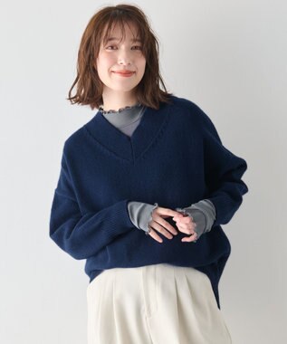 ラムウールＶネックプルオーバー