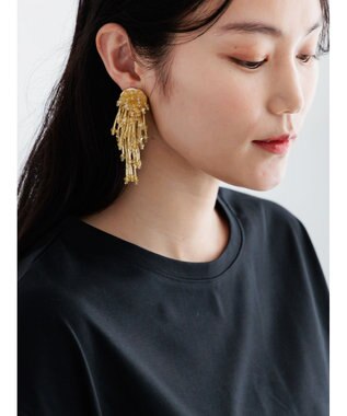 Te chichi ビーズフリンジイヤリング《2026 SUMMER LOOK item》 ゴールド
