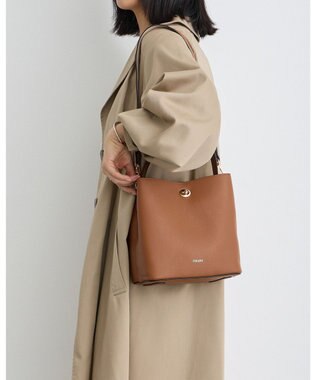 MioFIRANO ツイストロックボックスハンドバッグ 3WAY　FIRANO フィラノ CAMEL