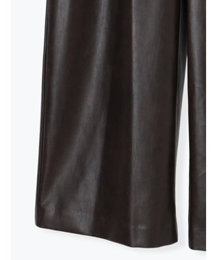 Te chichi フェイクレザーセミワイドパンツ《2025Autumn catalog item》 ブラウン