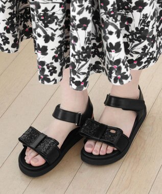 TOCCA GLITTER RIBBON FLAT SANDALS サンダル ブラック系