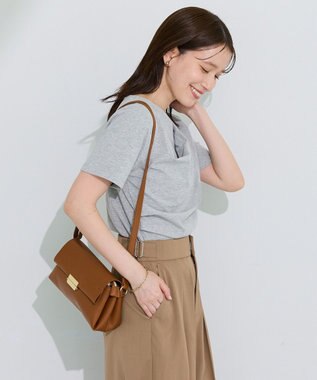 Green Parks フラップミニショルダーバッグ Camel