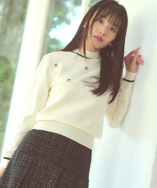  リボン刺繍ダイア柄 ニット