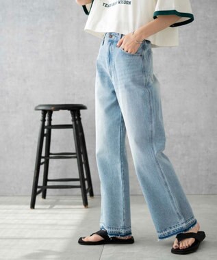  セミフレアデニムパンツ