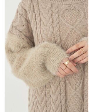 earth music&ecology 袖ファーケーブルミニワンピース Gray Beige