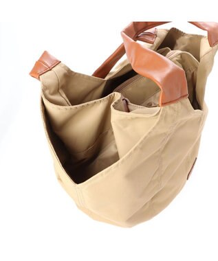 Y'SACCS リサイクルナイロン　ふんわりトート　Mサイズ ベージュ