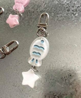 WEGO キラキラおさかなキーホルダー ホワイト