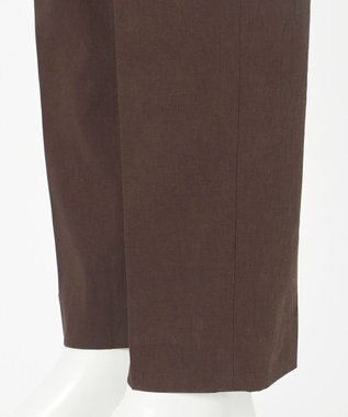 23区 【R(アール)】NALYAコンフォートリネン テーパードパンツ ダークブラウン系